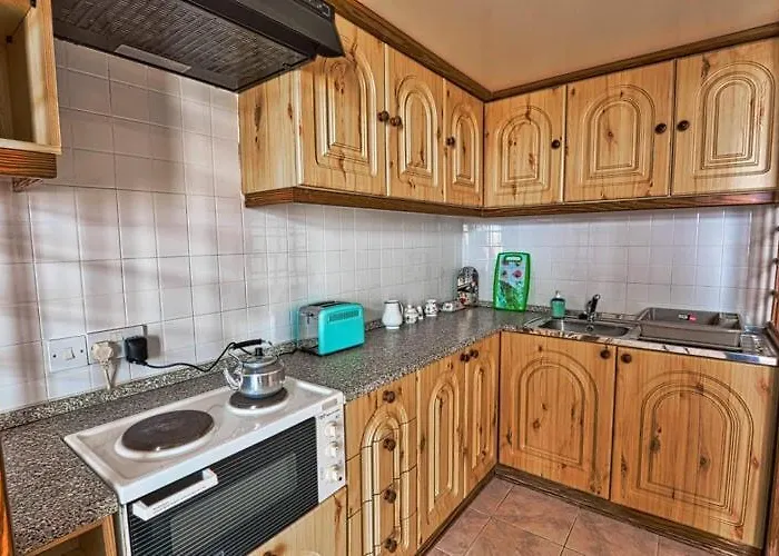 Marsalforn Seaview Apartment In A Quiet Area